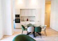 A kitchen or kitchenette at Morar Ourense