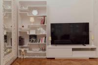 TV a/nebo společenská místnost v ubytování Modern stylish comfortable 2 bedroom apartment