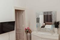 TV a/nebo společenská místnost v ubytování Modern stylish comfortable 2 bedroom apartment