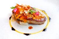 Jídlo v hotelu nebo okolí