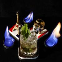 The Continent Hotel Sukhumvit - Asok BTS Bangkokで提供されているドリンク