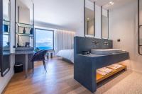 Kuchnia lub aneks kuchenny w obiekcie Amario Suites Hotel