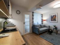 Kuchyňa alebo kuchynka v ubytovaní Apartament Czarna Owca - Grapa SUN & SNOW 667-494-631