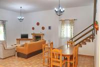 TV a/nebo společenská místnost v ubytování Chalet Pradillo II