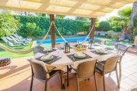 Bazén v ubytování VIlla Jaruco Lux, exclusiva zona residencial con Piscina & Aircon nebo v jeho okolí
