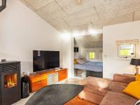 TV a/nebo společenská místnost v ubytování Holiday home Bogense XXXVI