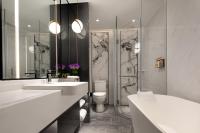 Crowne Plaza Shanghai Nanjing Road by IHGにあるバスルーム