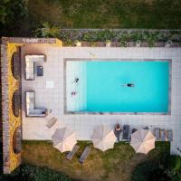 Basen w obiekcie Żabi Dwór - HOTEL - RESTAURACJA - SPA lub w pobliżu