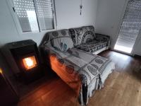 Posedenie v ubytovaní apartamento el molino con piscina privada