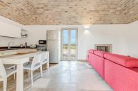 Kuchyňa alebo kuchynka v ubytovaní Villa Trullina by Raro Villas