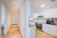 Expo Village Serviced Apartmentsにあるキッチンまたは簡易キッチン