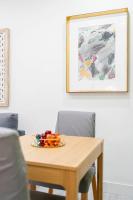 A seating area at For You Rentals Glorieta de Bilbao apartment TEMPORAL EGU4