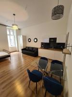 Posedenie v ubytovaní Apartamenty Mikubo Wrocław