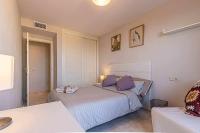 Posteľ alebo postele v izbe v ubytovaní 797 HOLIDAY RENTALS - Moderno Piso para 5 con hermosas vistas
