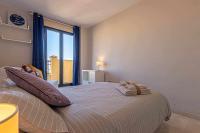Posteľ alebo postele v izbe v ubytovaní 797 HOLIDAY RENTALS - Moderno Piso para 5 con hermosas vistas