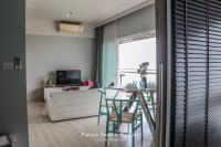 TV a/nebo společenská místnost v ubytování Veranda Residences Pattaya By Phung
