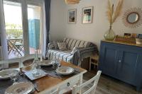 Posedenie v ubytovaní Very cosy apartment at 200 m from the beaches