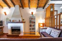 Posezení v ubytování El Chorro Villas Casa Adelfa