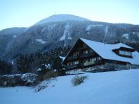 Hotel Gruberhof Innsbruck Igls B&B during the winter