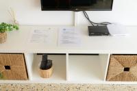 TV a/nebo společenská místnost v ubytování Empuriabrava Apartaments - nº 9