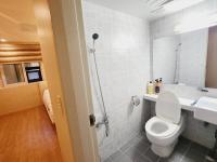 Olive hostel R(Residence)にあるバスルーム