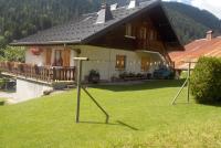 Budynek, w którym mieści się apartament