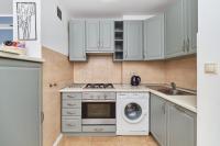 Kuchyňa alebo kuchynka v ubytovaní Family Apartment Szewska Market Square by Noclegi Renters