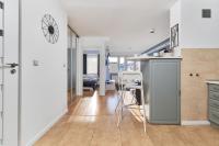 Kuchyňa alebo kuchynka v ubytovaní Family Apartment Szewska Market Square by Noclegi Renters