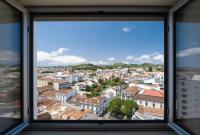 Nespecifikovaný výhled na destinaci Ponta Delgada nebo výhled na město při pohledu z apartmánu