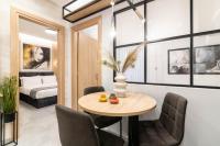 Posteľ alebo postele v izbe v ubytovaní F & B Collection - City Central 2 Bedroom Suite