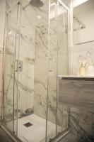 A bathroom at Hotel Fioralba