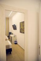 A television and/or entertainment centre at Hotel Fioralba