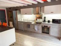 Kuchnia lub aneks kuchenny w obiekcie Bel appartement contemporain