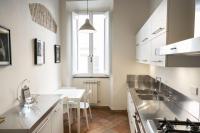 A kitchen or kitchenette at Artsy and elegant apartment near Pantheon