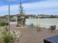 Balkón alebo terasa v ubytovaní Appartement T3 avec balcon et parking, accès piscine, espaces sportifs - FR-1-195-96