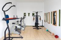 Posilňovňa alebo fitness centrum v ubytovaní Relaxing retreat in Maspalomas Lago - Fully renovated bungalow