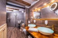 Kúpeľňa v ubytovaní Rustic Cozy house Pupy