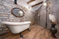 Kúpeľňa v ubytovaní Rustic Cozy house Pupy