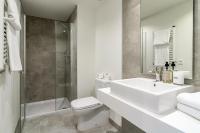 Kúpeľňa v ubytovaní INF27E- Holiday home Estepona by Roomservices
