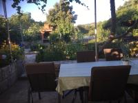 Vonkajšia záhrada v ubytovaní Holiday home Sandra