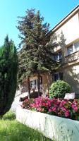 Vonkajšia záhrada v ubytovaní Hotel Skaut