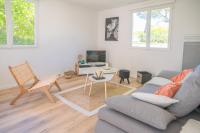Telewizja i/lub zestaw kina domowego w obiekcie Villa Nina- Maison cocon cosy