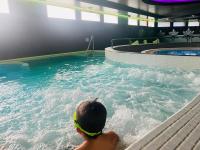 Apartahotel & Spa Jacetaniaの敷地内または近くにあるプール