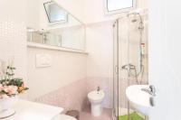 A bathroom at Casa Azzurra