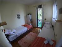 Posteľ alebo postele v izbe v ubytovaní Apartment Njivice 5320b