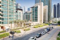 Nespecifikovaný výhled na destinaci Dubaj nebo výhled na město při pohledu z apartmánu