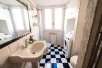 A bathroom at Artsy and elegant apartment near Pantheon