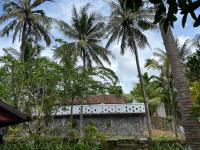 Kuta Circle Homestayにある庭
