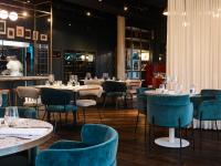 Restauracja lub miejsce do jedzenia w obiekcie TRIBE Hôtel Le Touquet