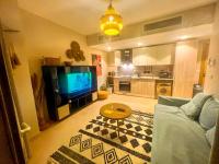 Kuchyň nebo kuchyňský kout v ubytování Mangroovy Gouna 1 BR apartment